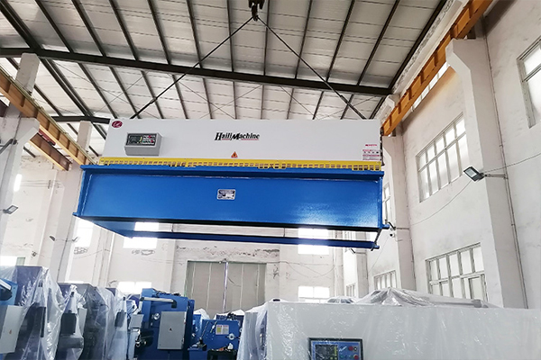 安徽某機(jī)械設(shè)備有限公司購(gòu)買(mǎi)剪板機(jī) 